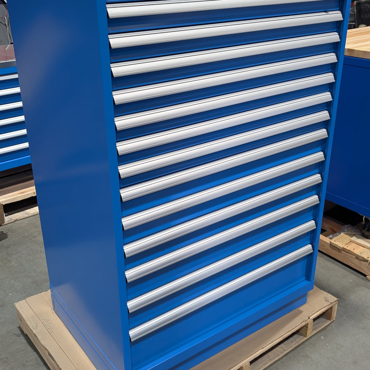14-Drawer Modular Cabinet SWP2700-140C-ILC-PTB-BB | 40-1/4"W x 59-1/2"H x 28-1/2"D